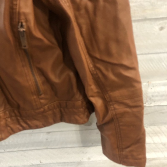Universal Thread Faux Leather Jacket - Picture 5 of 8